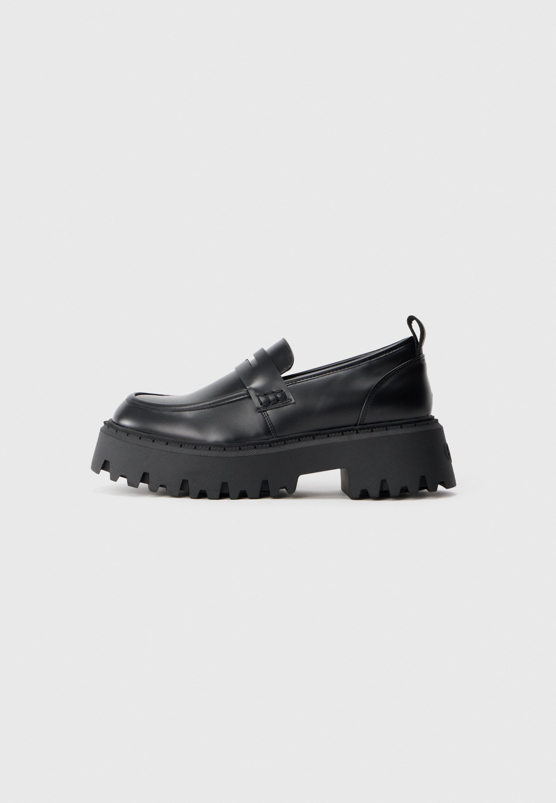 Buffalo ASPEN - Pantofi slip-on - black/negru - Zalando.ro