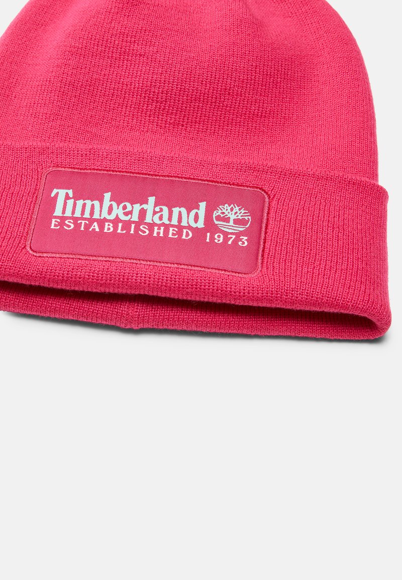 white timberland beanie