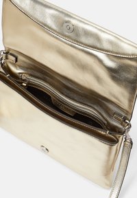 Liebeskind Berlin ELOUISE - Pochette - gold