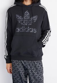 adidas Originals Luvtröja - black