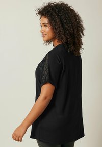 Evans SEQUIN EMBELLISHED - T-shirt med print - silver