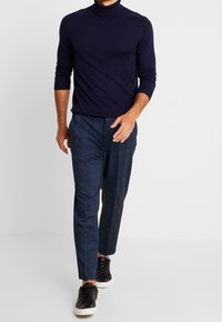 United Colors of Benetton Stickad tröja - dark blue