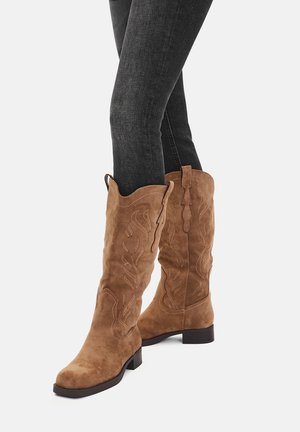 Cowboy és motoros csizmák - light brown