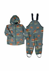 Regnjakke og overalls-sæt, lavet af vandtæt materiale, med en blå-grå baggrund prydet med farverige dyremønstre og reflekterende accenter.