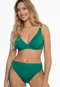 ESOTIQ DELICIOSA zielony