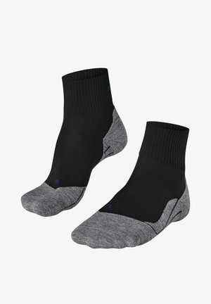 Schwarze Knöchelsocken mit grauem Fersen- und Zehenbereich, ausgestattet mit einem gerippten Bündchen und einer glatten Textur. Akzentuiert mit kleinen blauen Branding-Details.
