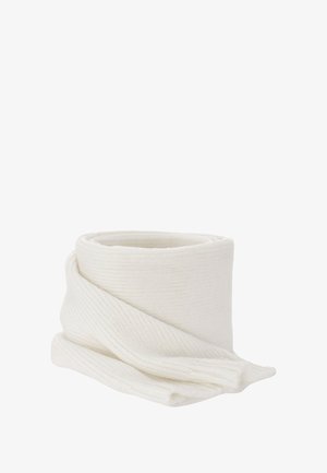 Sciarpa lavorata a maglia bianca, caratterizzata da una texture a coste. La sciarpa è arrotolata e presenta una forma morbida e adattabile. Nessun hardware o motivo visibile.