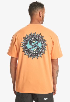 SPIN  - T-shirt print - orange