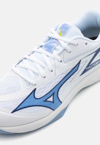 Mizuno THUNDER BLADE Z Volleyball shoes white/bellwether