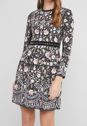 Robe de soirée - grey