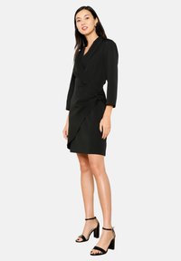 LolaLiza WITH BUCKLE - Denné šaty - black