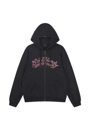 Zwarte zip-up hoodie met voorzakken, trekkoorden en een rode "Ed Hardy 1973" print over de borst.
