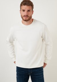 Buratti REGULAR FIT - Mikina - ecru