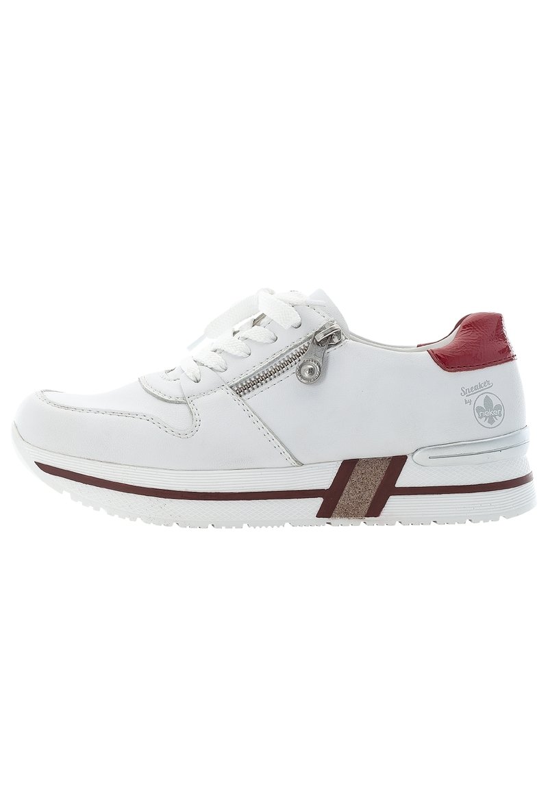 Weiße Leder-Sneaker mit Schnürdesign, seitlichem Reißverschluss, roten Akzenten und einer strukturierten Zwischensohle mit braunen Details.