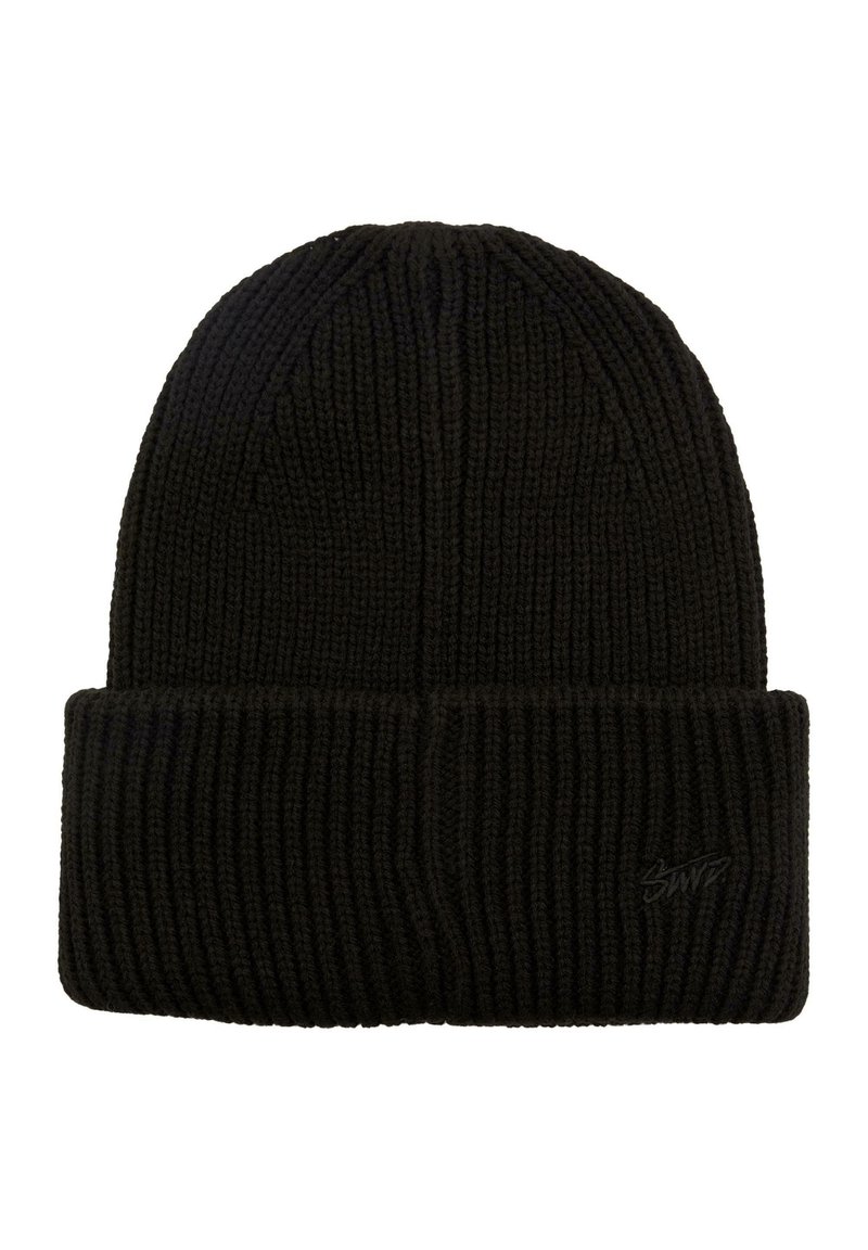 Zwarte gebreide Beanie met ribbelstructuur en omgeslagen rand. Voorzien van een klein logo aan de zijkant.