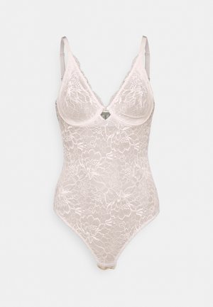 Spitzen-Bodysuit in Hellrosa mit floralem Muster, gepolsterten Körbchen und verstellbaren Trägern. Besitzt ein kleines Schlüsselloch-Detail in der Mitte.