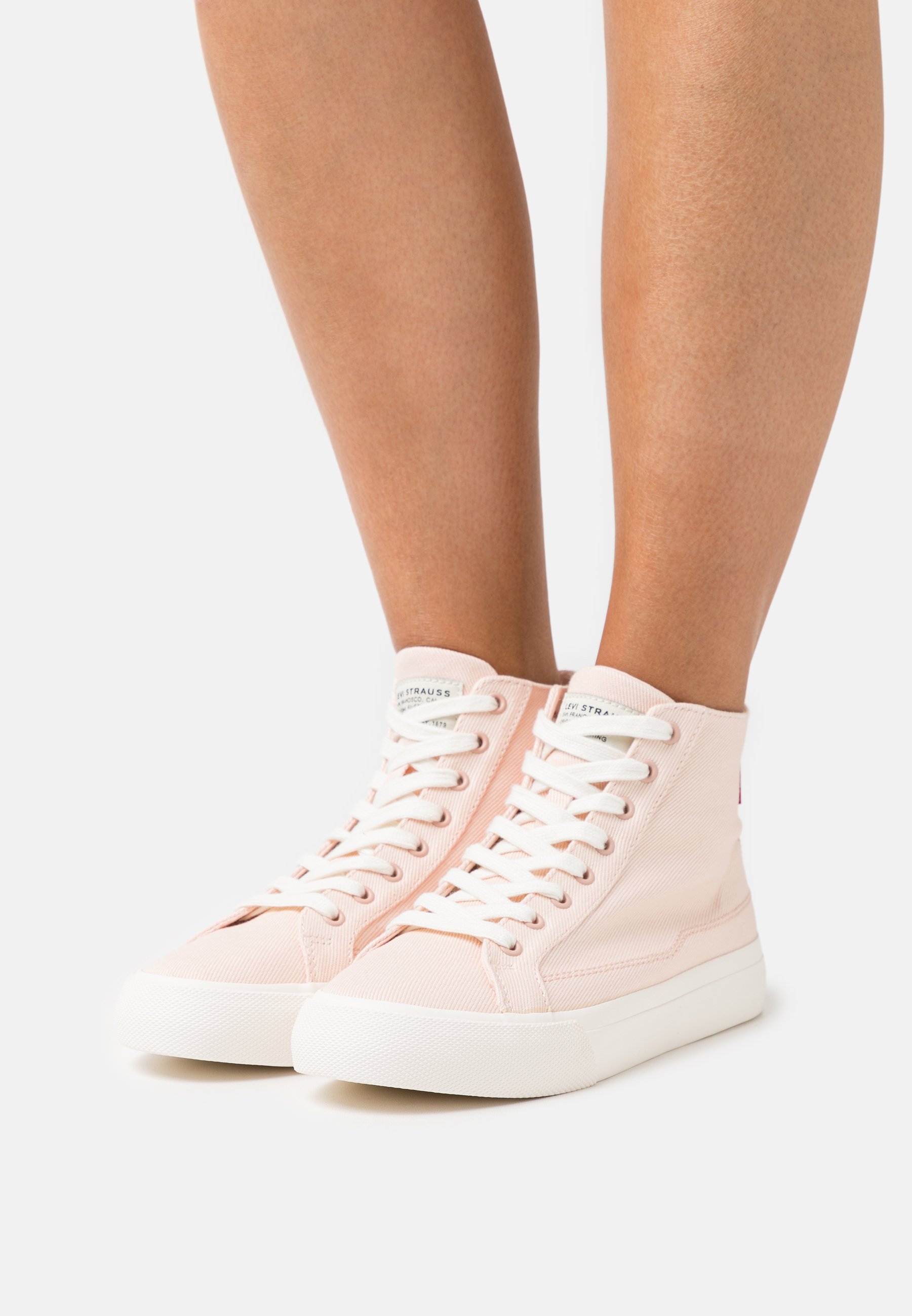 levi's pink trainers