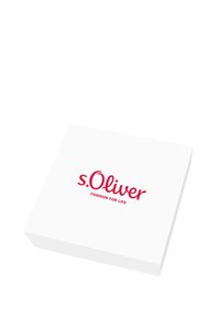 Thumbnail Image 5
