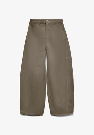 Bukser med vide ben i olivengrønn kordfløyel, med høy midje, fem lommer og glidelås med knapp i metall.