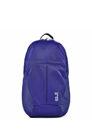 Blauer Jack Wolfskin Rucksack mit Fronttasche, oberem Griff und einfachem Design auf weißem Hintergrund.