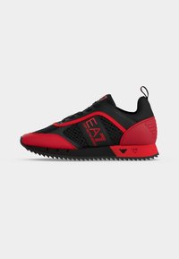 Επιλέχθηκε, black/fiery red