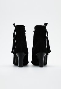 Peter Kaiser Stivaletti - black