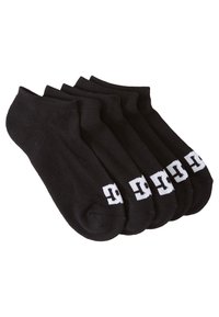 Calcetines negros hasta el tobillo empaquetados en un juego de seis. Presentan un detalle del logo blanco en la zona del tobillo. Están hechos de un material de algodón suave y elástico.