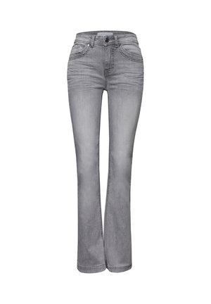 Jean en denim gris délavé avec une taille mi-haute, style cinq poches, fermeture par bouton, et jambes légèrement évasées.