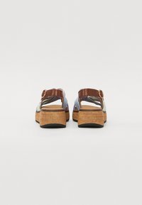 Thumbnail Image 6