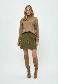 Desires DEGEA HIGH NECK PULLOVER - Strickpullover - pine bark