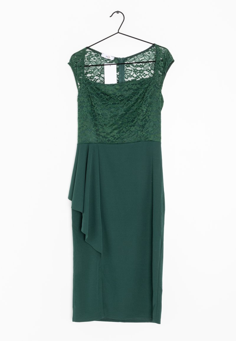 Robe midi vert foncé avec bustier en dentelle florale, manches courtes et détail de tissu drapé sur la jupe, suspendue à un cintre noir.
