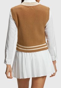Esprit Sweter