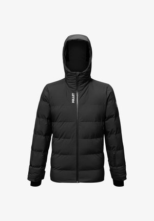 Schwarze Daunenjacke mit hohem Kragen und Kapuze. Verfügt über Reißverschlusstaschen und elastische Bündchen. Glatte Textur mit genähten Einsätzen.