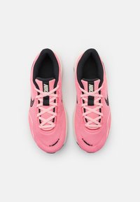 Nike Performance Obuwie treningowe