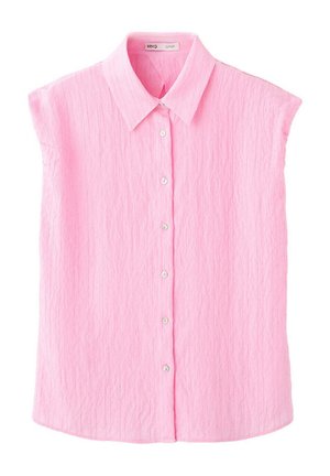 Chemise rose sans manches avec boutons, col et motif subtil de tissu texturé, présentée à plat sur fond blanc.