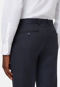Boggi Milano BIRD S EYE  - Auduma bikses - navy blue
