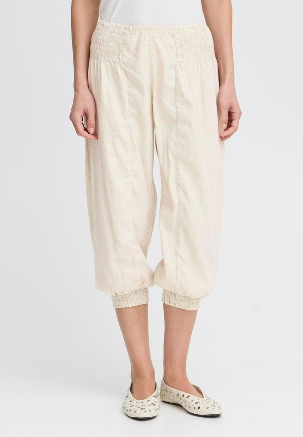 Shorts - sandshell melange4