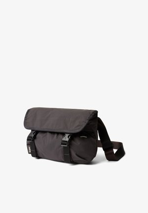 Bellroy CINCH MINI MESSENGER - Sac bandoulière - charcoal