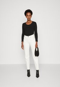 Tommy Hilfiger SLIM SCOOP - Ilgarankovis viršutinės dalies drabužis - black