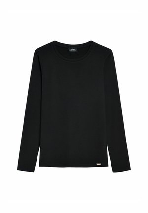 Czarna longsleeve'owa koszula z gładkiego materiału, z okrągłym dekoltem i małym metalowym logotypem przy dolnym brzegu.
