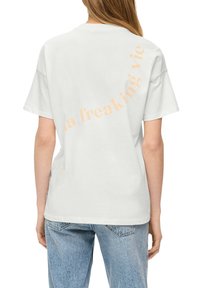 QS - T-shirt z nadrukiem