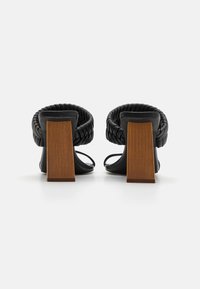 Steve Madden RAVER - Mules de tacón - black