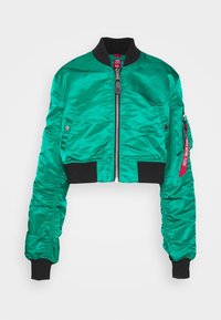 Groene satijnen bomberjack met geribde zwarte manchetten en kraag, voorzien van een frontale rits en zijzak met rode branding.
