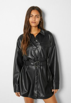 BELTED LONG SLEEVE - Robe chemise - black