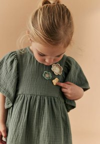 Next REGULAR FIT - Vardagsklänning - green