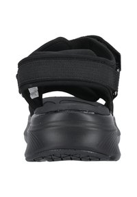Cruz NELHATE - Vaellussandaalit - black solid