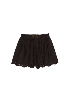 Pantaloni corti neri in cotone con un design testurizzato caratterizzato da ritagli circolari, una vita elasticizzata e una fibbia decorativa dorata frontale.