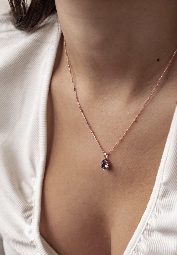 DECEMBER BIRTHSTONE - Halskette