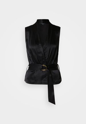 Zwarte satijnen mouwloze top met een wikkeldesign, voorzien van een ceintuur in de taille en een gouden ringaccent. Gladde textuur en op maat gesneden vorm.