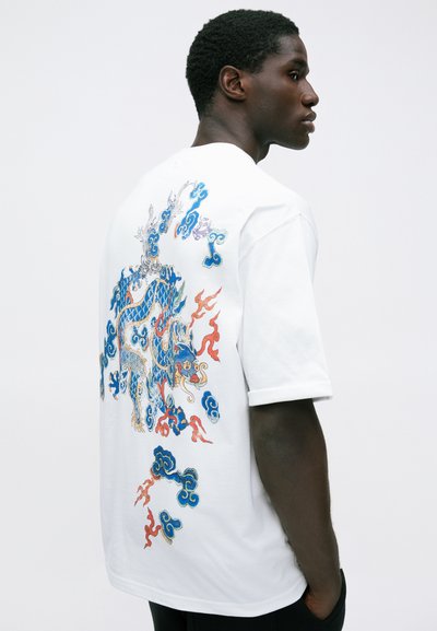 Roberto Cavalli DRAGON BACK PRINT - Apdrukāts T-krekls - white